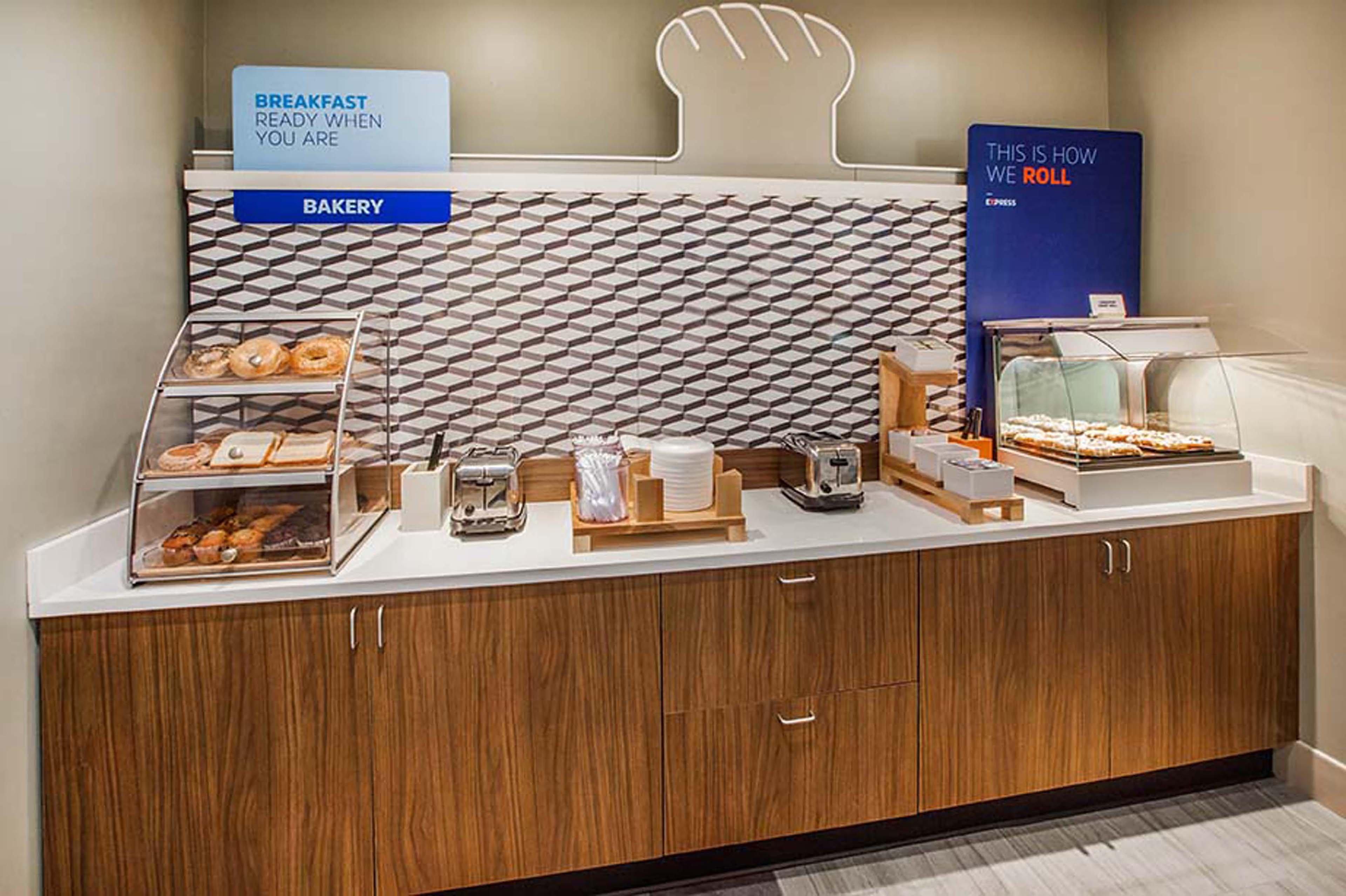 Holiday Inn Express Haskell-Wayne Area By Ihg Eksteriør billede