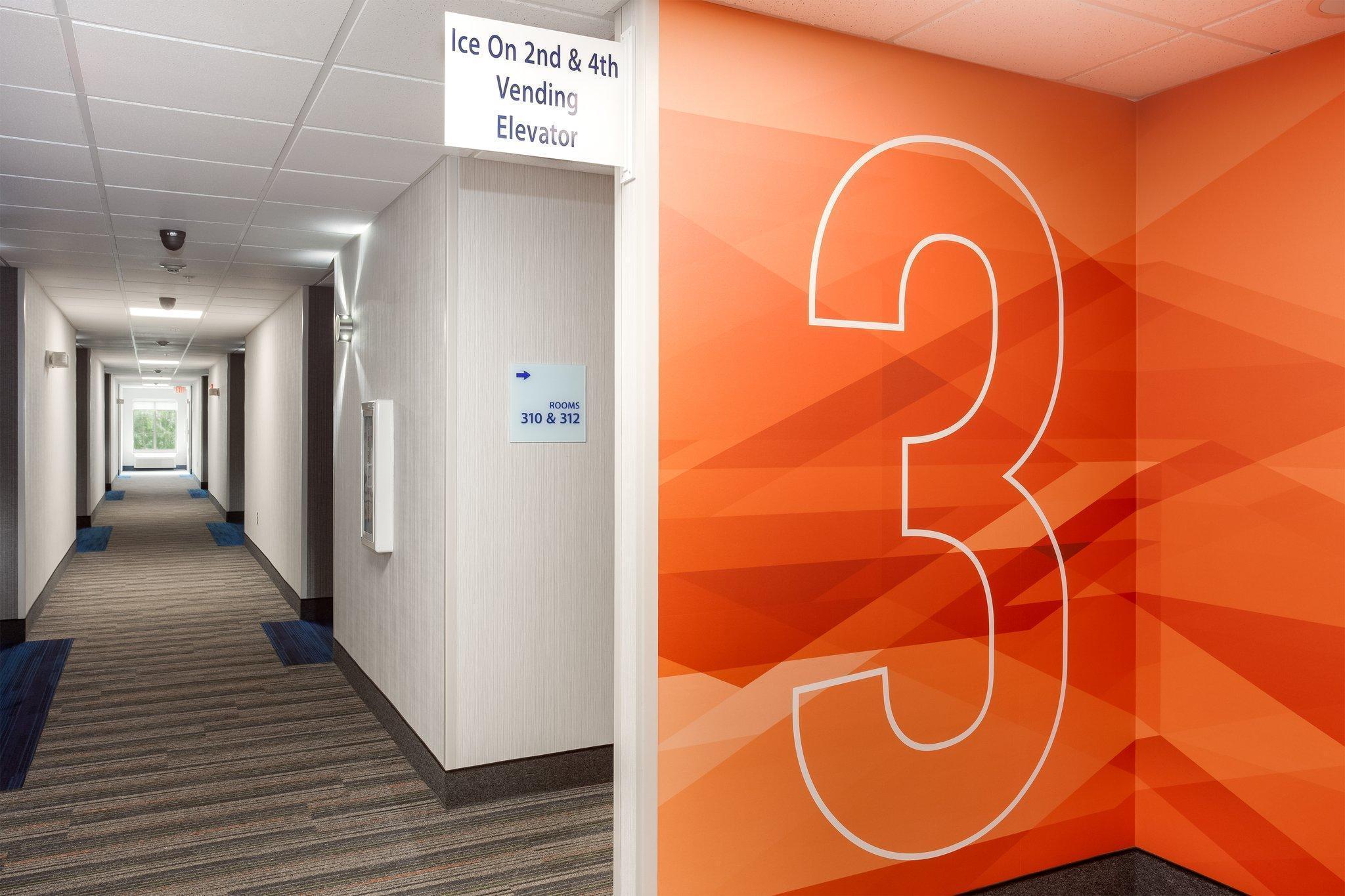 Holiday Inn Express Haskell-Wayne Area By Ihg Eksteriør billede