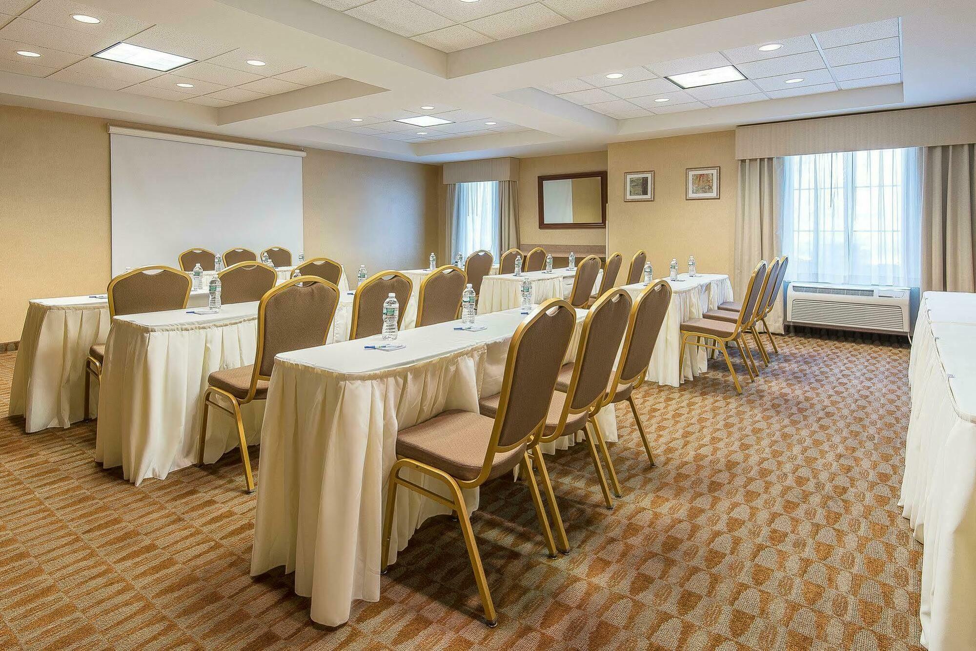 Holiday Inn Express Haskell-Wayne Area By Ihg Eksteriør billede